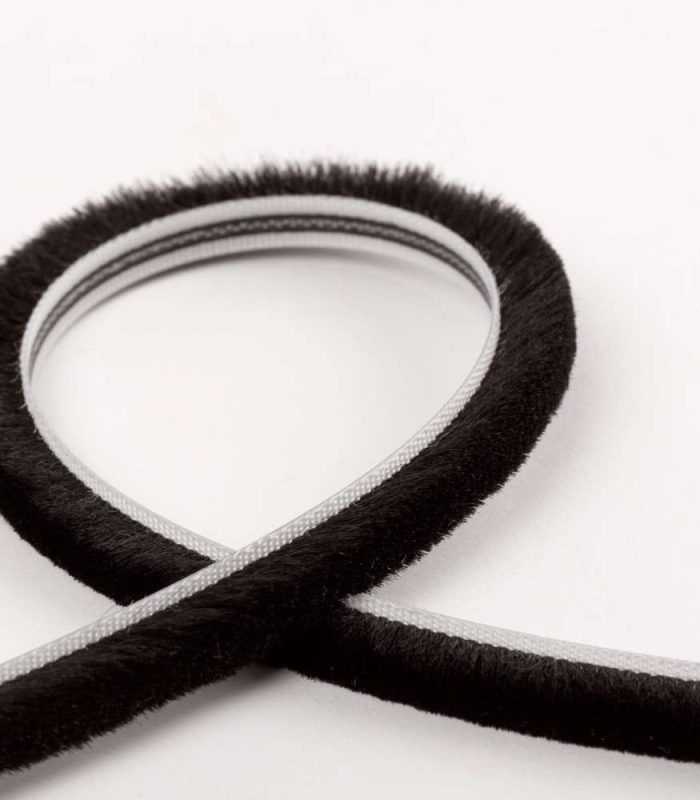 vourtsaki-black-1